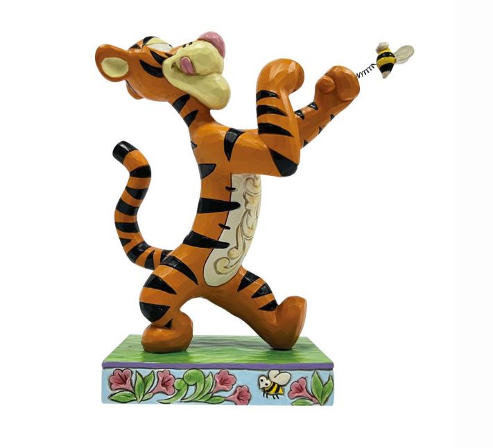 Jim Shore Disney Traditions Bee Fighting (Tigger Fighting a Bee)